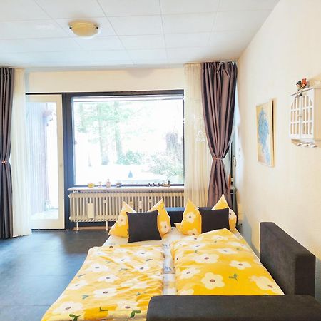 Ferienwohnung Schöne Wohnung 2d-Gebäude mit Mini-garten Schönwalde Exterior foto
